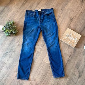 Universal Thread midrise skinny jeans size 12 denim women’s target